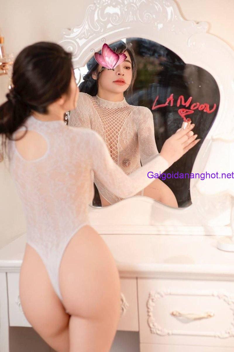 Hoàng Anh – Body Nóng Bỏng, Gái Xinh Tươi Trẻ, Đẹp Đến Từng Đường Nét
